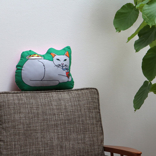 エンジョイ C&D クラブ クッション "キャット/グリーン" | 猫イラストクッション